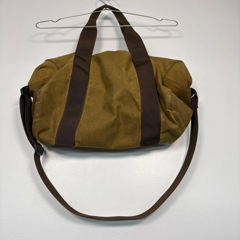 Filson Mens Duffle Bag One Size Dark Tan Brown Waxed Canvas Travel Gym Luggage
